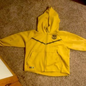 I just don’t wear it and I’m sure sombody else can rock it